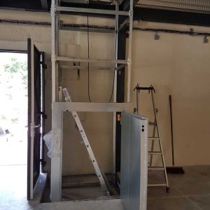 aidem-elevateurs-monte-escaliers-plateformes-ascenseurs-privatif-beziers-monte-charge3